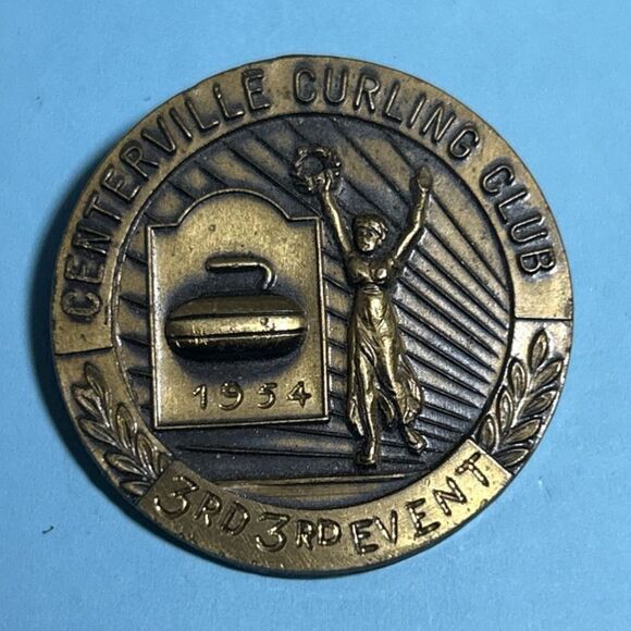 1954 Centerville Curling  Club ,3rd ,3rd Event Award logo Badge or pin - Picture 1 of 2